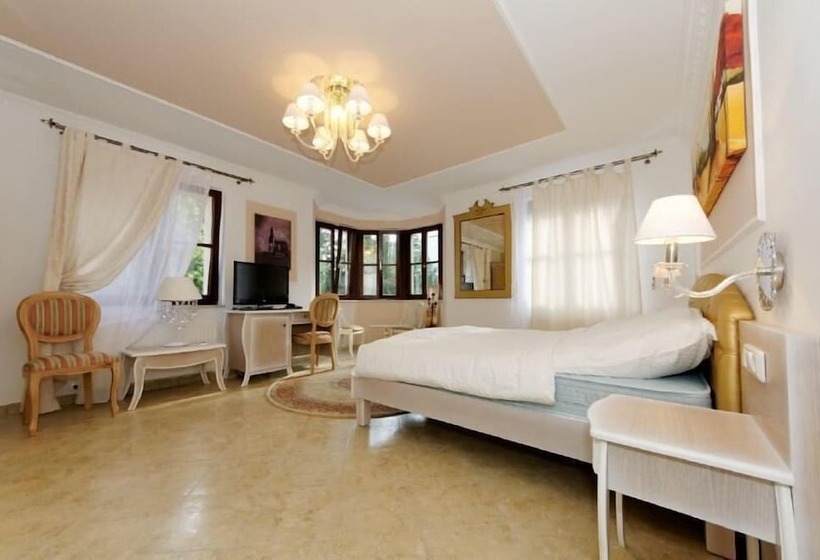 اتاق استاندارد یک نفره, Villa Toscana