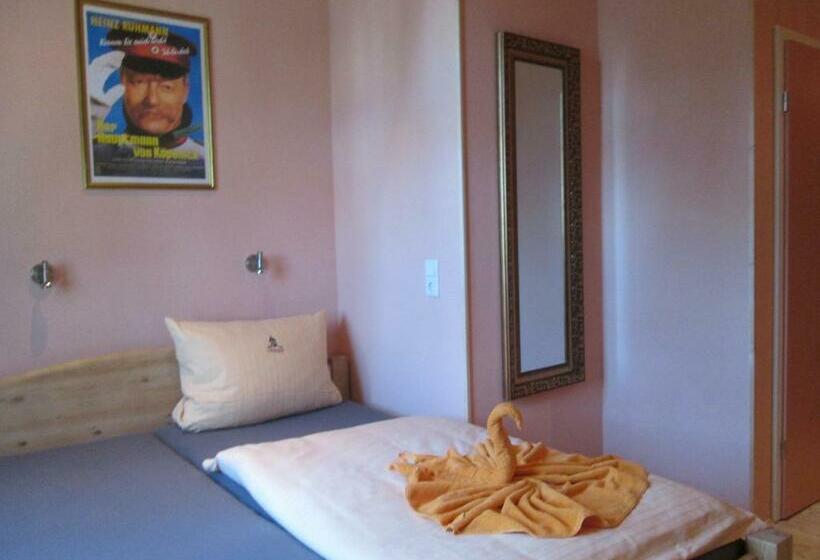 Номер Стандарт, Villa Wirtshaus Köpenick