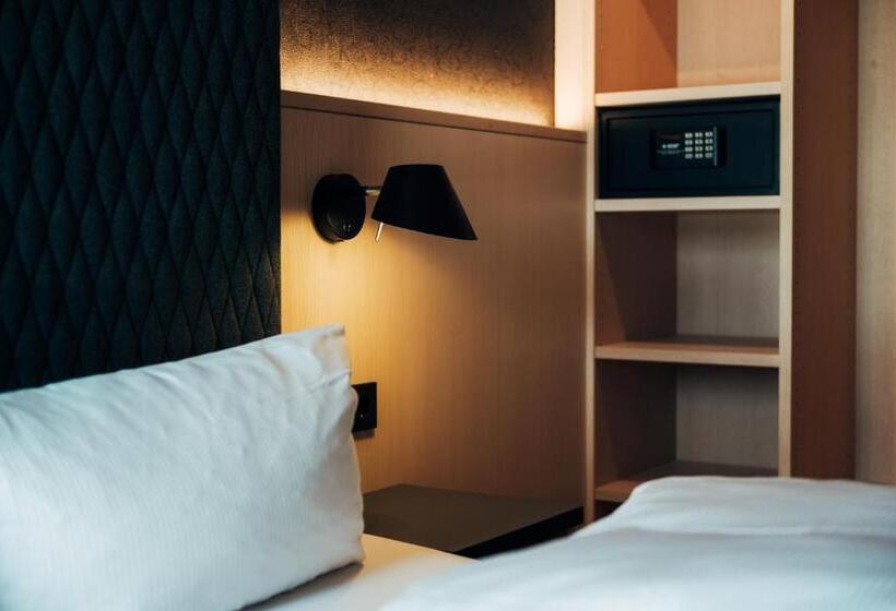 스탠다드 룸, Zum Goldenen Hirsch