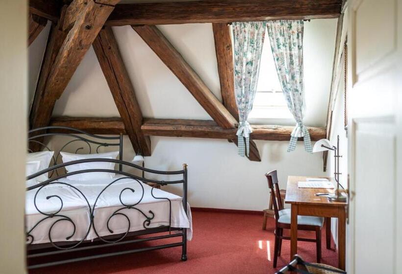 غرفة دور أخير, Romantik Hotel Gutshaus Ludorf