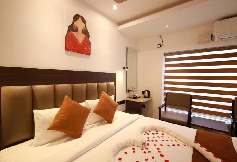Quarto Estandar Cama King, Goodland Elegance