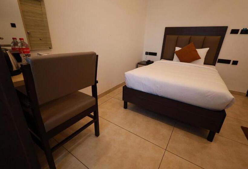Quarto Estandar Individual, Goodland Elegance