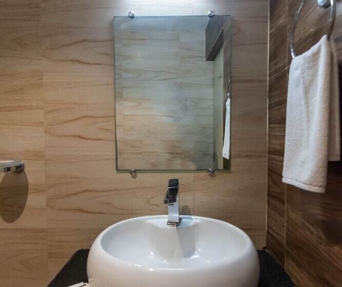 اتاق استاندارد, Nrs Hillton