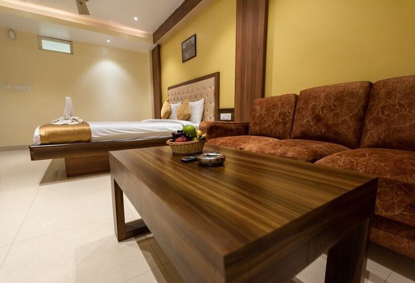 اتاق لوکس, Nrs Hillton