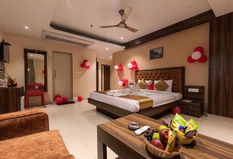 اتاق استاندارد با تخت بزرگ, Nrs Hillton