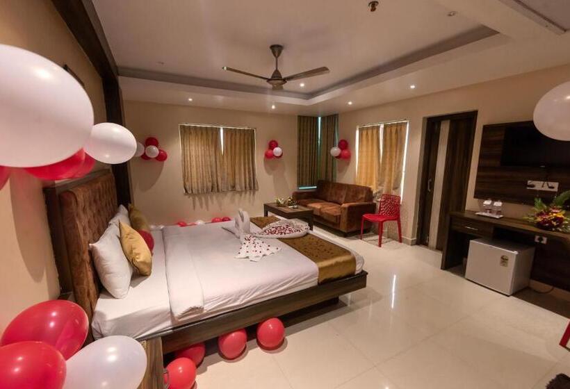 اتاق استاندارد با تخت بزرگ, Nrs Hillton