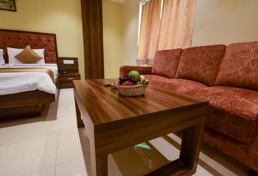 اتاق استاندارد با تخت بزرگ, Nrs Hillton