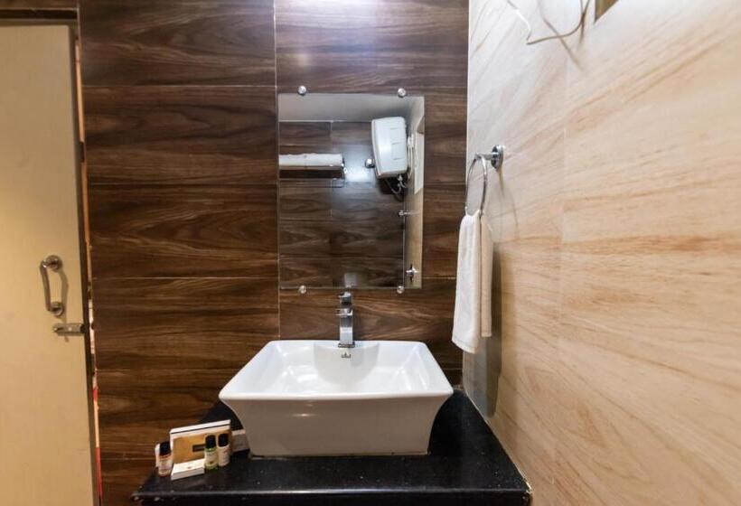 Стандартный Номер Кровать Кинг, Nrs Hillton