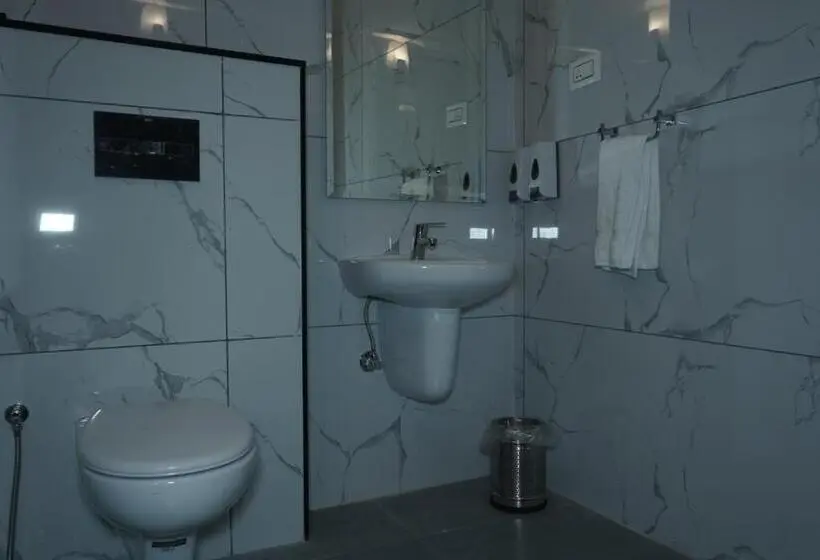 اتاق استاندارد چهار تخته, The Orchard House   A Boutique