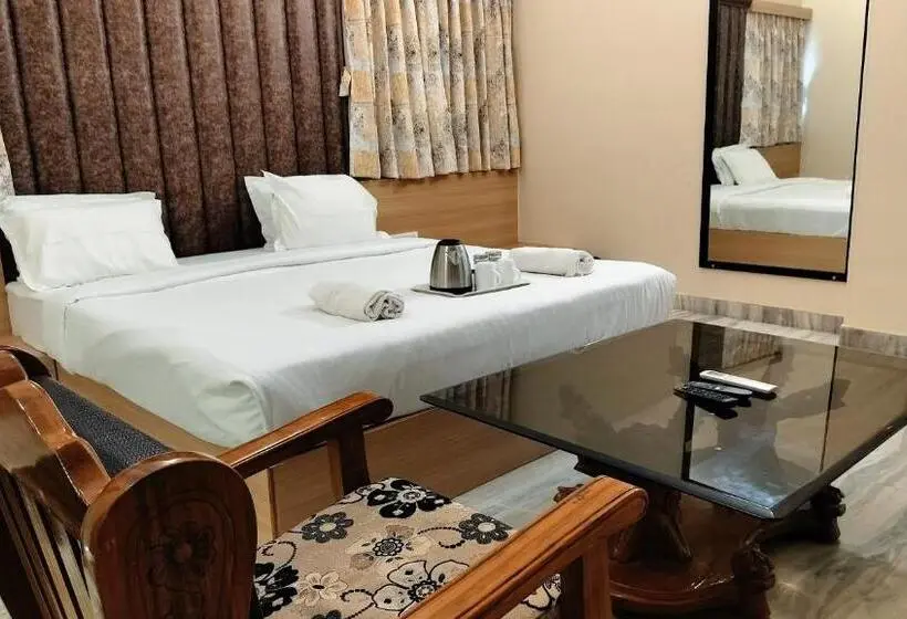 اتاق لوکس با تخت بزرگ, The Orchard House   A Boutique