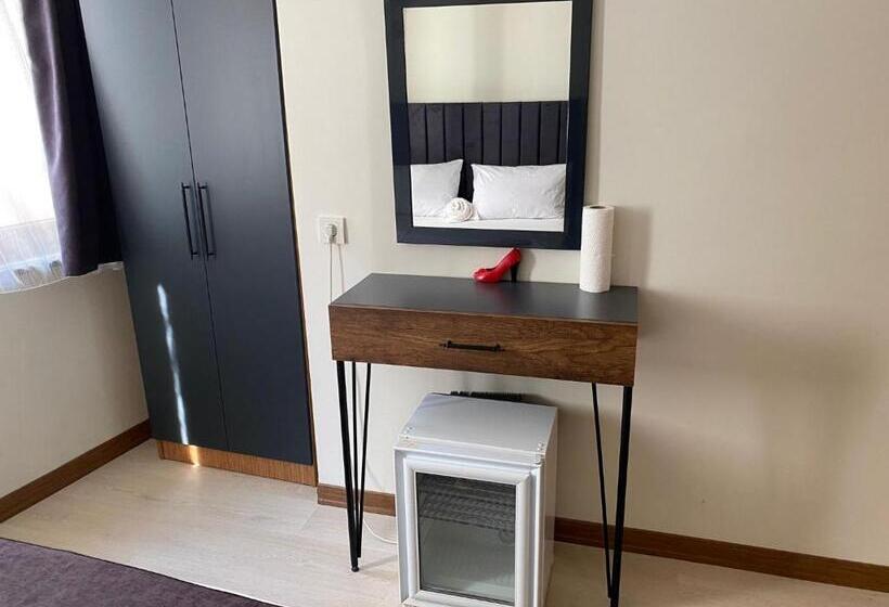 Camera Economy, Wena Hotel Istanbul