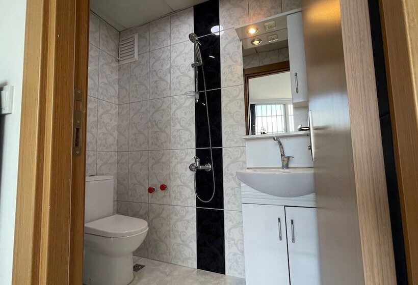 Camera Economy, Wena Hotel Istanbul