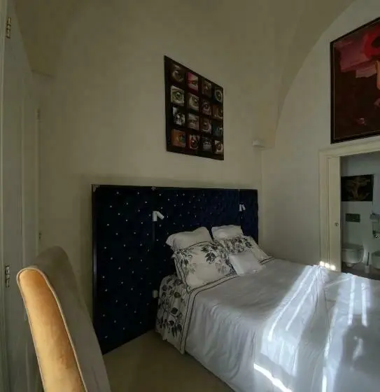 Deluxe-huone, Palazzo Raho Art Museum