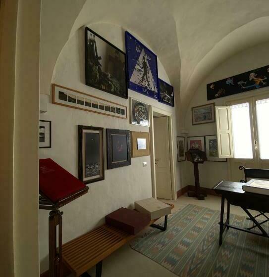 غرفة ديلوكس, Palazzo Raho Art Museum