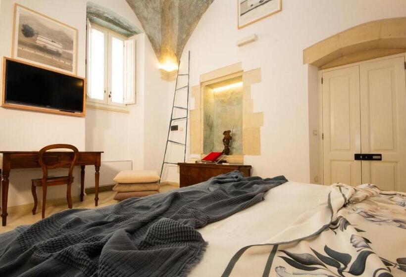 غرفة قياسية سرير كينج, Palazzo Raho Art Museum