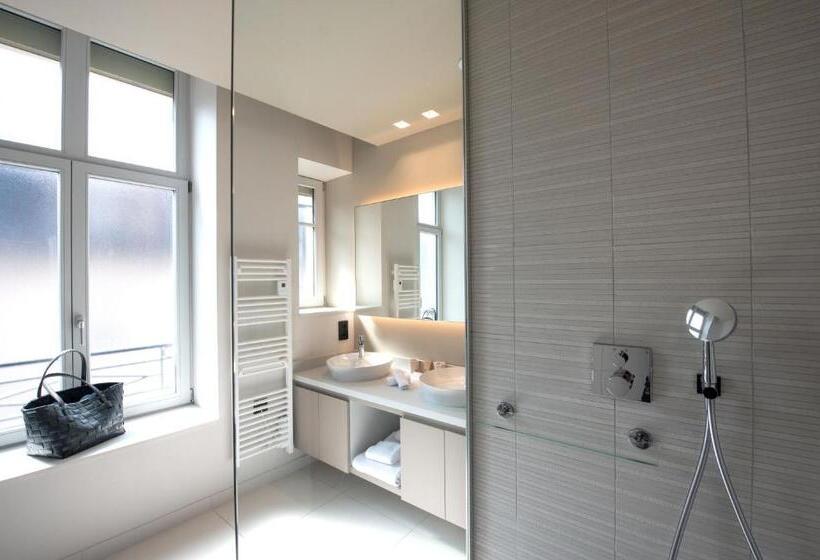 Люкс Кровать Кинг, Best Western Premier Le Chapitre Hotel And Spa