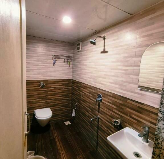 غرفة ديلوكس, Apex