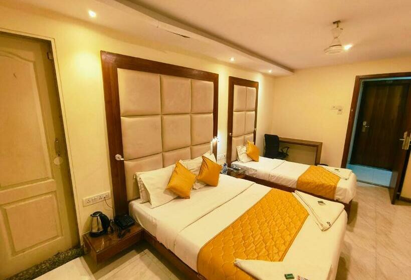 غرفة سوبيريور ثلاثية, Apex