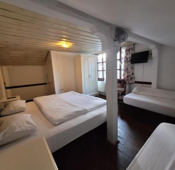 패밀리 룸, Ata Konağı Ottoman Mansion