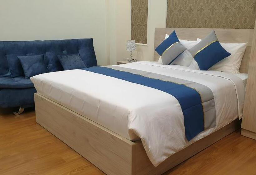 اتاق خانوادگی, Chez Lotus Vn