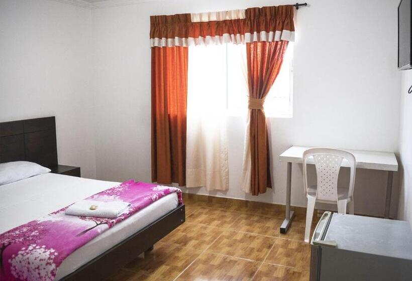 חדר דלוקס, Fuente De Oro