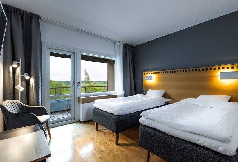 غرفة قياسية, Li Siuntio