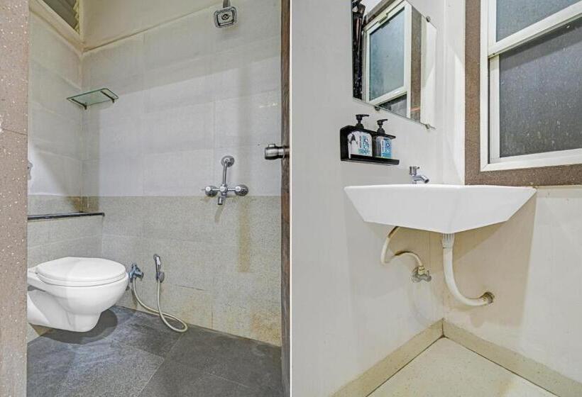 Triple Classic Room, Oyo Flagship 81271  Blue Wings