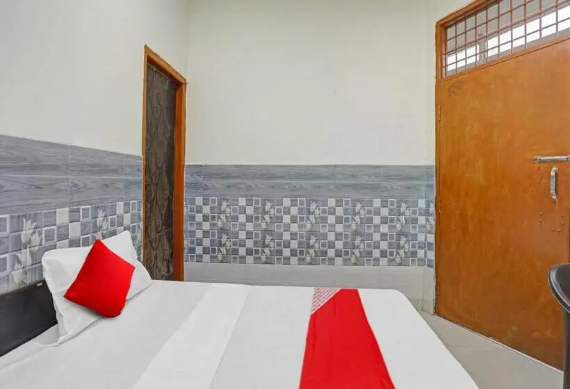 Classic Kolmen Hengen Huone, Oyo Flagship 81310 Green Guest House