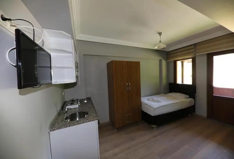 Standard Kolmen Hengen Huone, Paradi̇se Lake