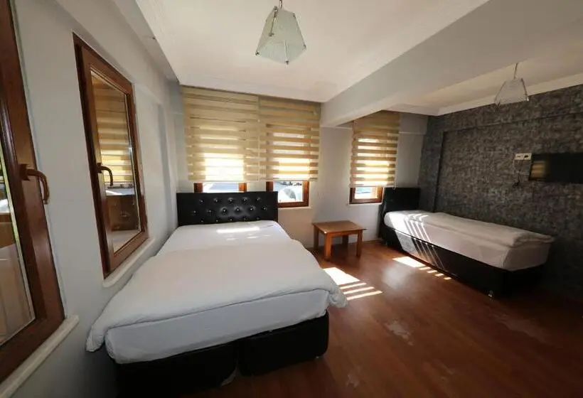 Standard Kolmen Hengen Huone, Paradi̇se Lake