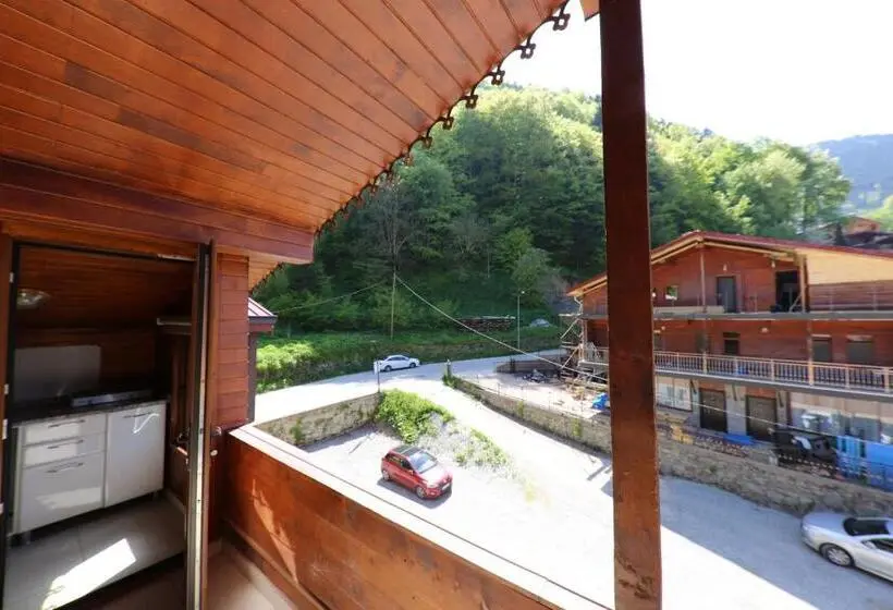 Sviitti Parveke, Paradi̇se Lake