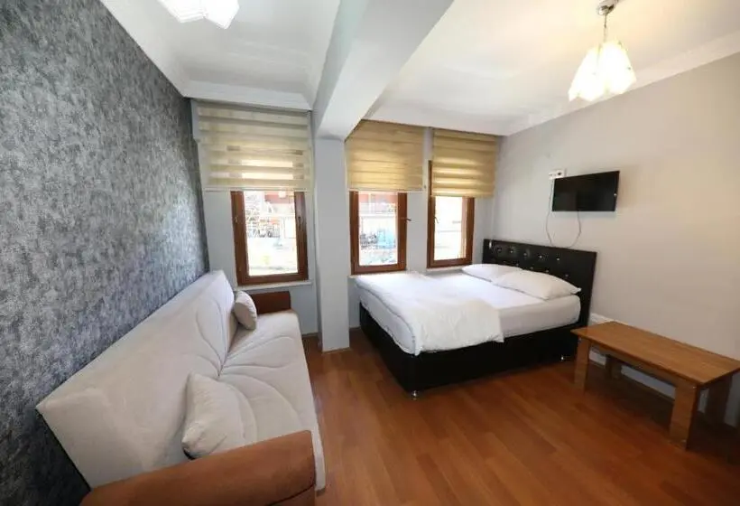 Standard Neljän Hengen Huone, Paradi̇se Lake