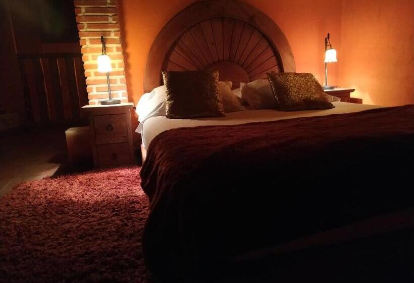 غرفة ديلوكس, El Planeta Escondido