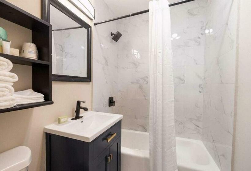 Студия Deluxe, Downtown Dover Inn