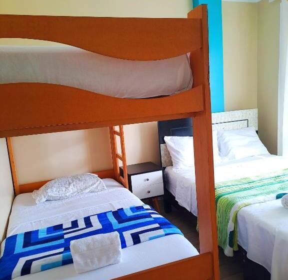 4인용 스탠다드 룸, Hospedaje Welcome Paracas   2 Sucursal