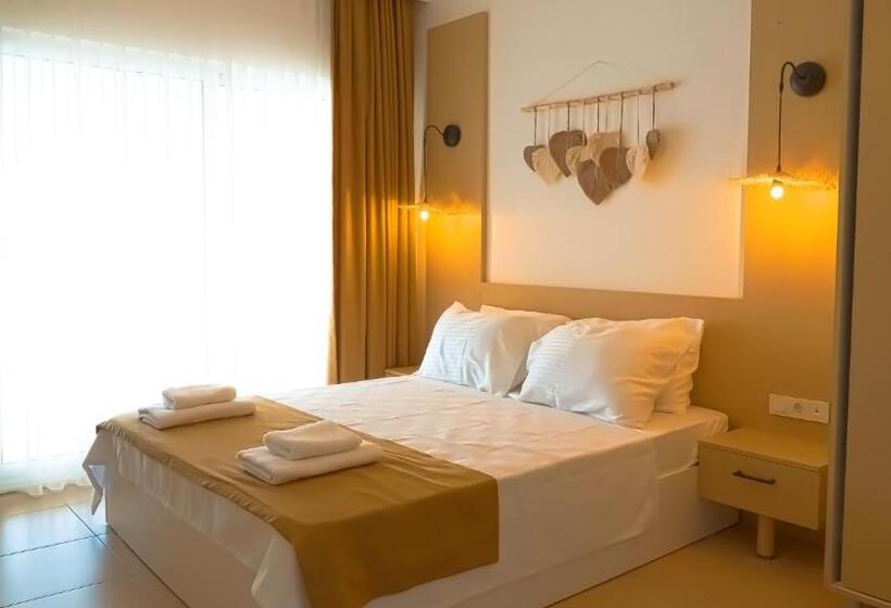 Deluxe-huone Parveke, İlios Butik