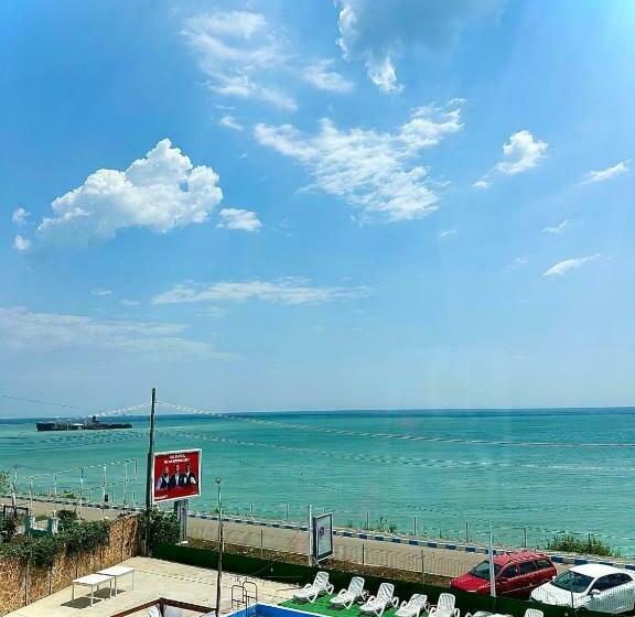 اتاق لوکس با چشمانداز دریا, Seaside Inn & Suites