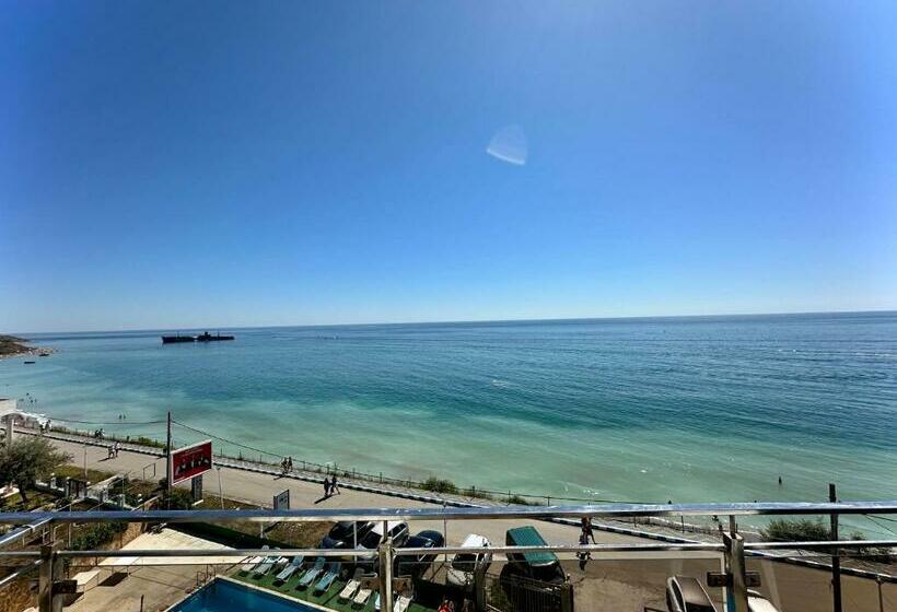 اتاق خانوادگی با چشمانداز دریا, Seaside Inn & Suites