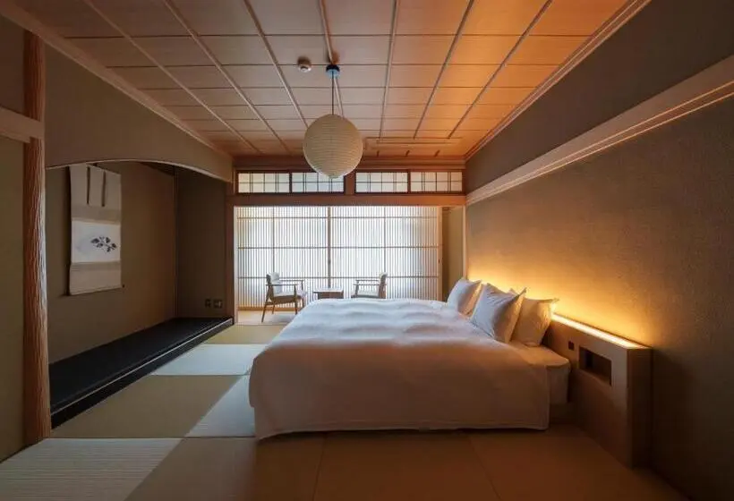 Standard-huone King-vuode, Ryokan Onomichi Nishiyama