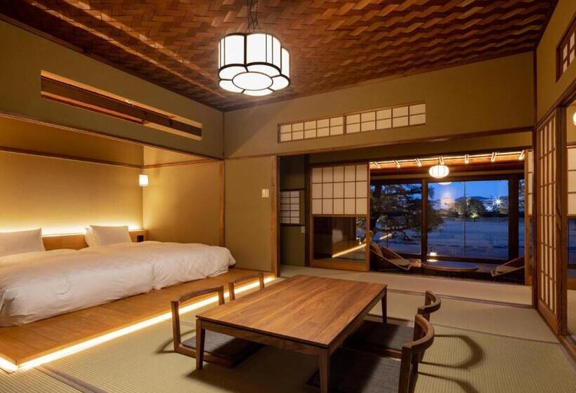 Quarto Triplo Estandar, Ryokan Onomichi Nishiyama