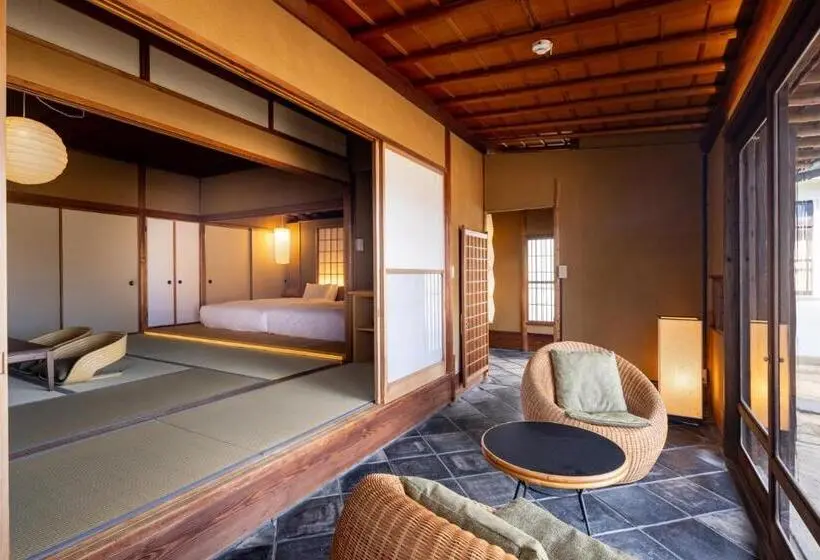 Standard Kolmen Hengen Huone, Ryokan Onomichi Nishiyama