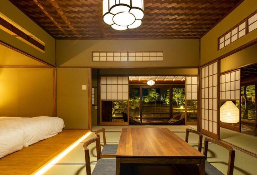 Quarto Triplo Estandar, Ryokan Onomichi Nishiyama