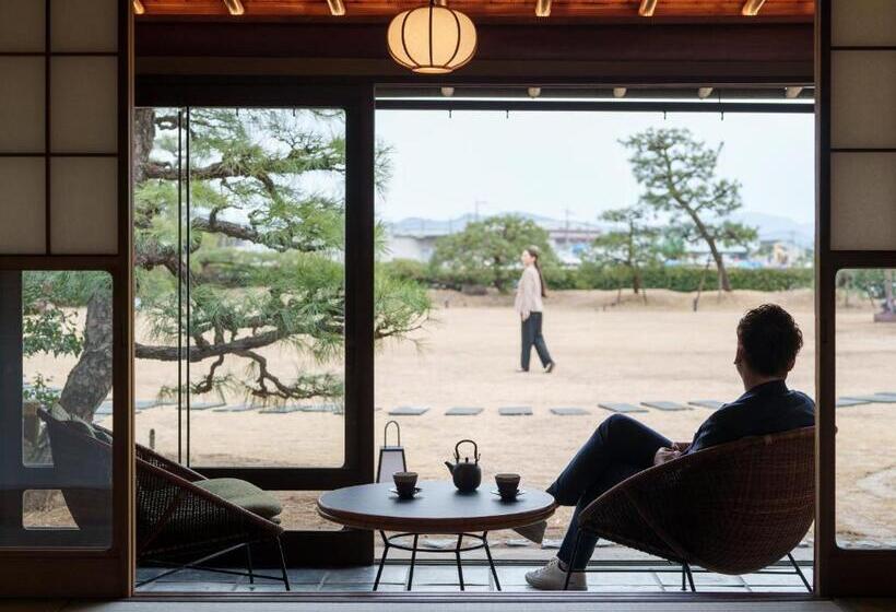 Quarto Triplo Estandar, Ryokan Onomichi Nishiyama