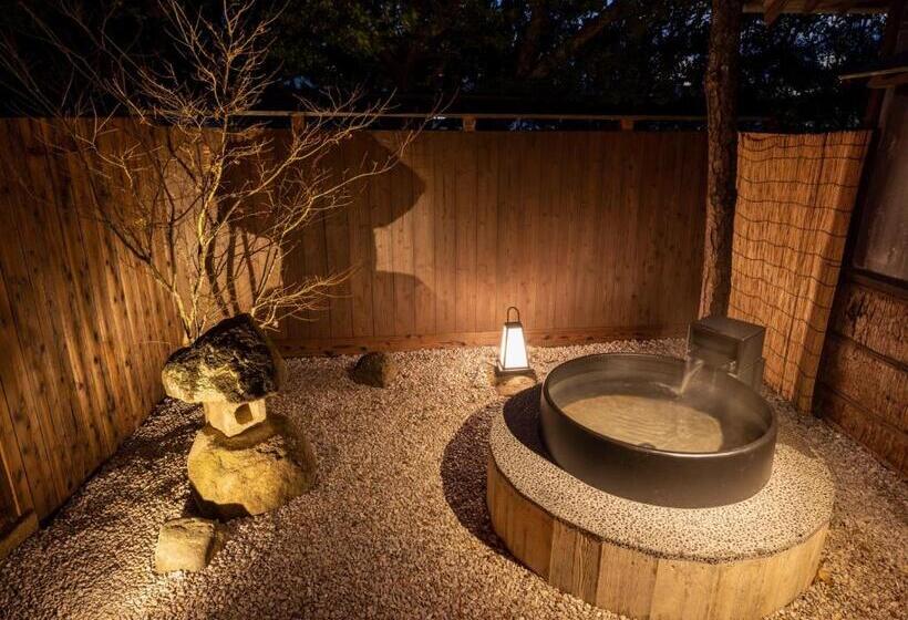 Quarto Estandar, Ryokan Onomichi Nishiyama