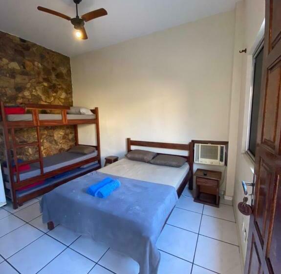 اتاق خانوادگی, Pousada Do Trovão