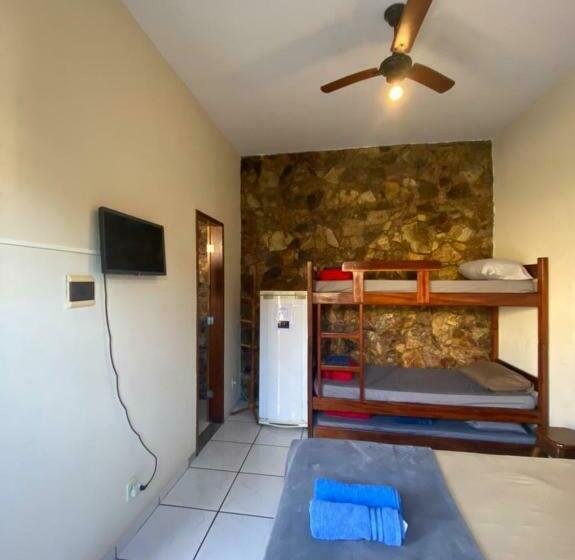 اتاق خانوادگی, Pousada Do Trovão