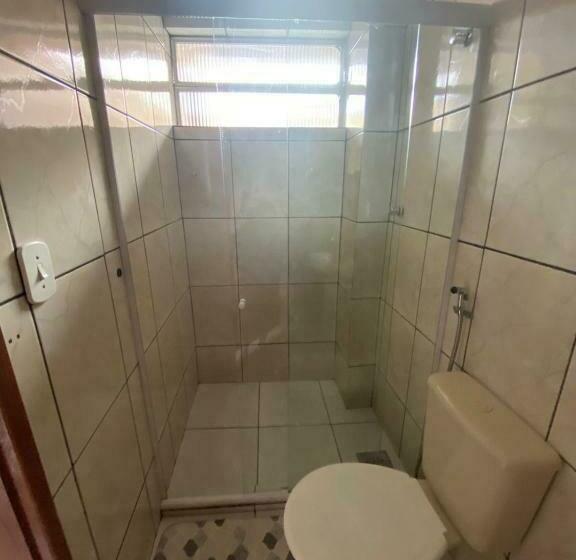 اتاق استاندارد چهار تخته, Pousada Do Trovão