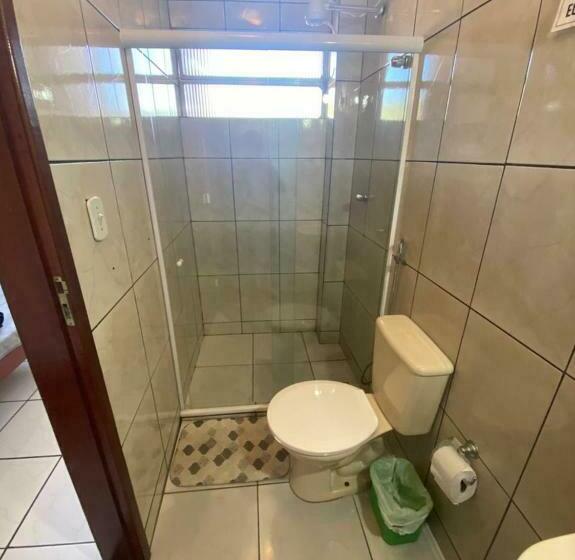 اتاق استاندارد سه نفره, Pousada Do Trovão