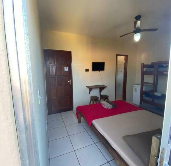 اتاق خانوادگی, Pousada Do Trovão