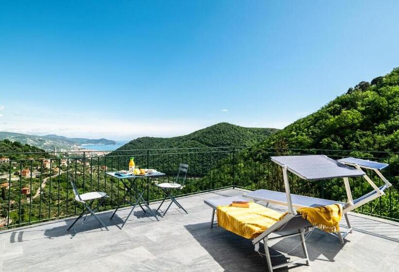 غرفة قياسية مطلّة علي البحر, Villa Cangallo